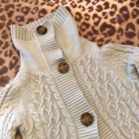 GapKids Button Cocoon Blue Sweater XS 4 5 - Picture 2 of 9